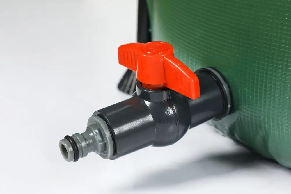 Rojaplast 380 literes víztartály
