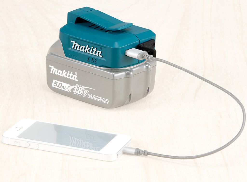 MAKITA ATAADP05 2 USB 5V. 2.1 A